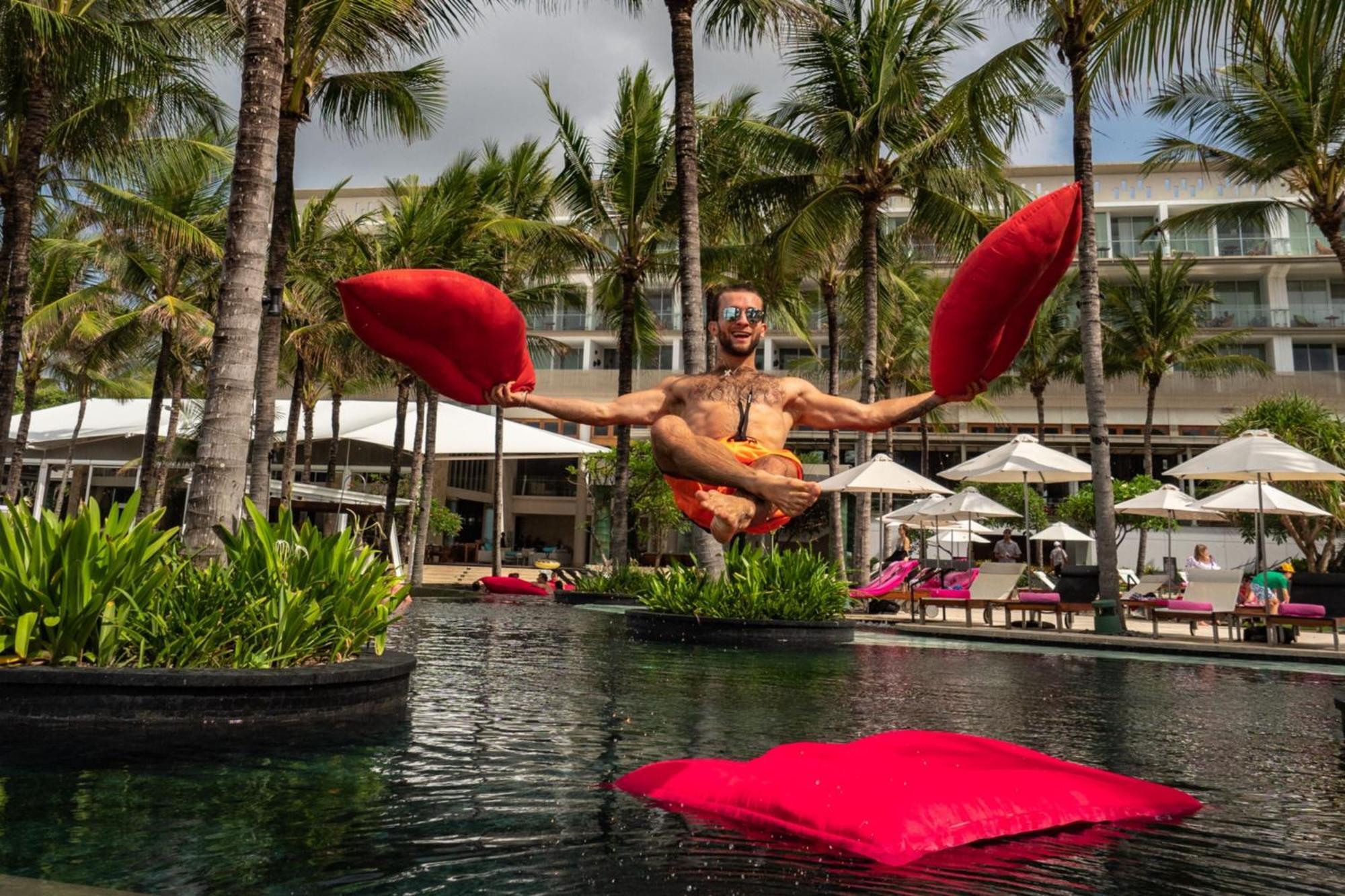 W Bali - Seminyak Hotel Exterior photo