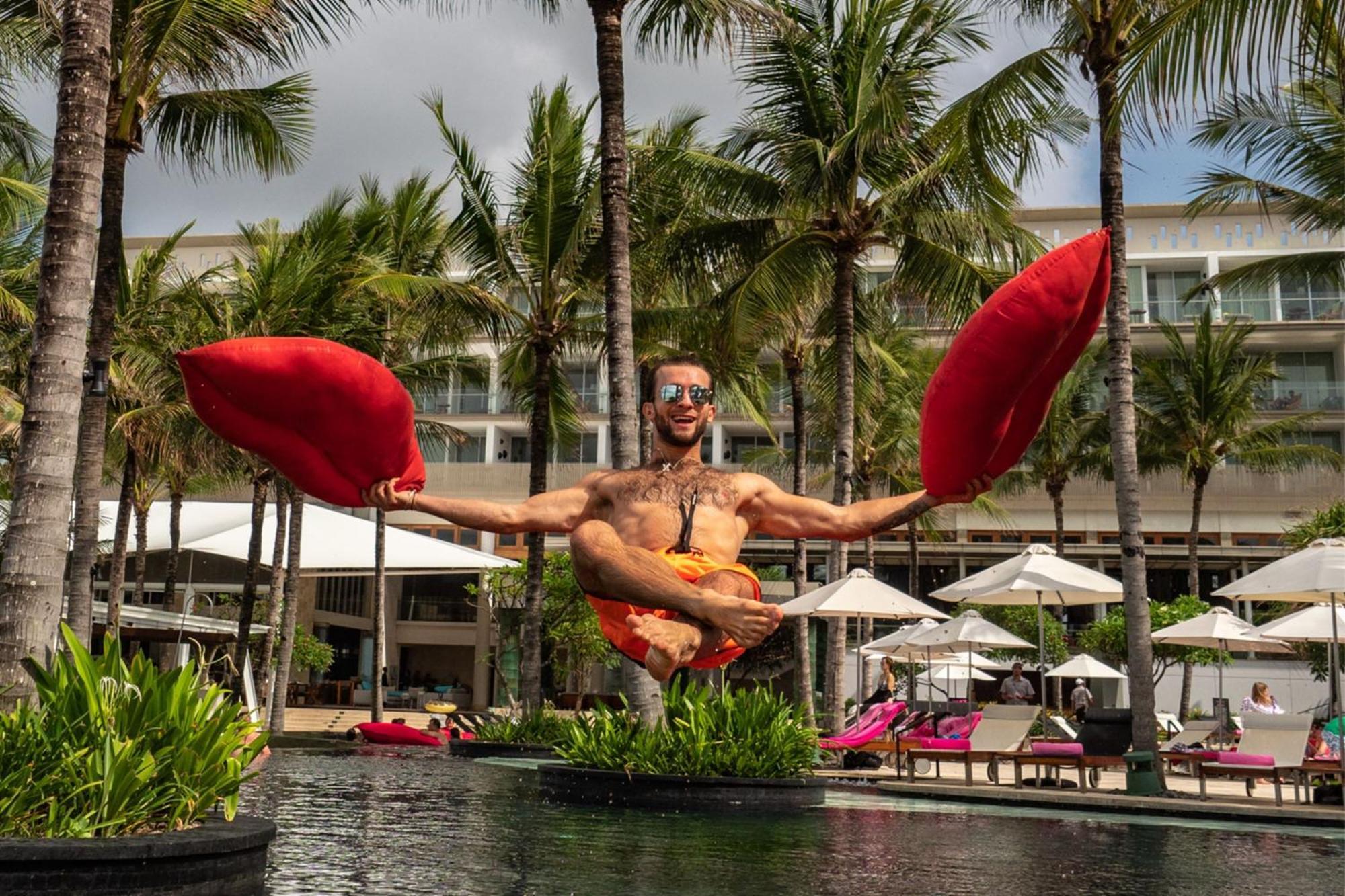 W Bali - Seminyak Hotel Exterior photo